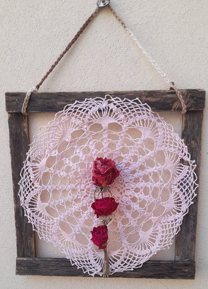 Quadro de Crochê com Flores Secas - Imagem 3
