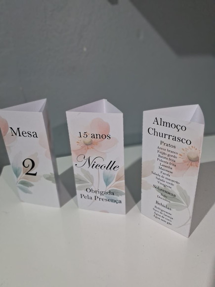 Cardápio de Mesa Triângulo - Imagem 5