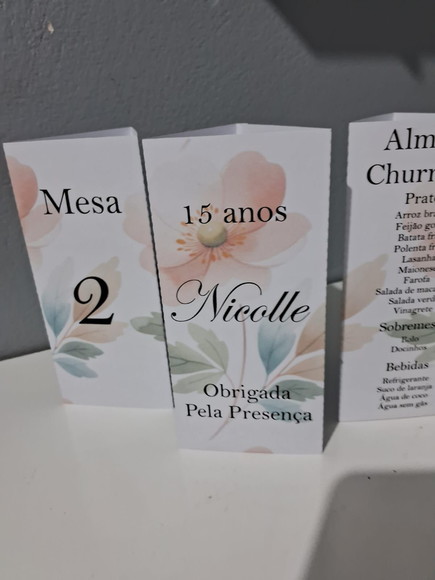 Cardápio de Mesa Triângulo - Imagem 3
