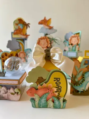 Kit Excellence Dino Baby Personalizado 28 Peças | Papelaria Artesanal Premium
