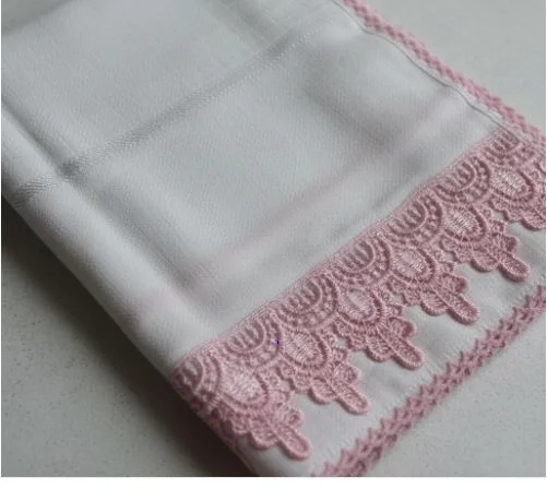 2Fraldas de Ombro com guippir ou voil -Delicadeza e sofisticação para o bebê- Mabber - Imagem 1