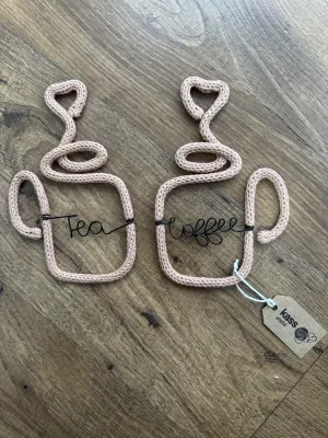 Decoração para cantinho do café em tricotin P