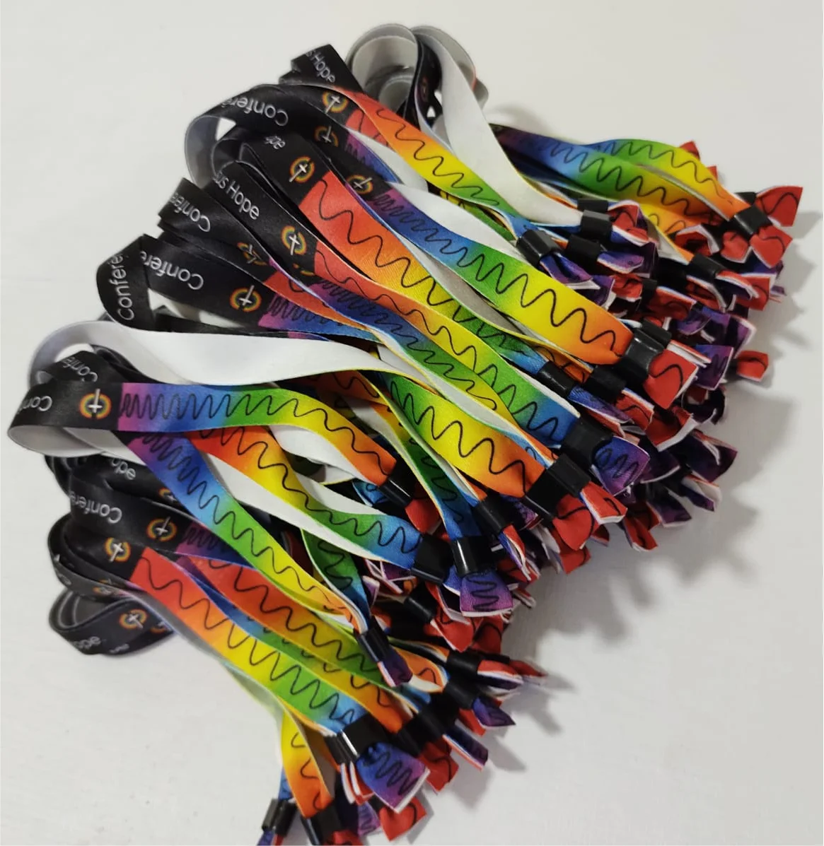 Pulseiras Personalizadas de Tecido 30 unds - Imagem 1