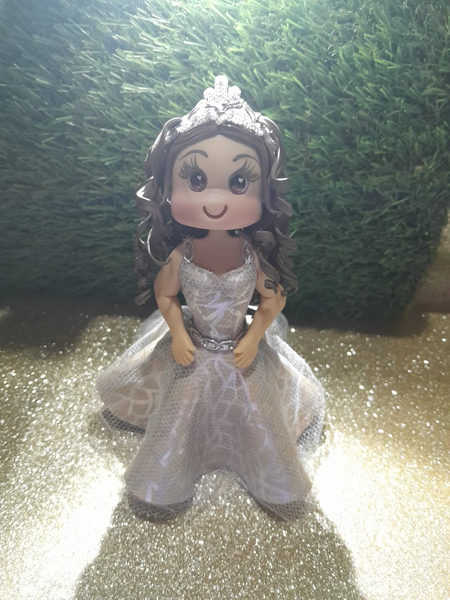 Topo de Bolo Debutante 15 Anos Personalizado em Biscuit com Vela e Nome - Imagem 4