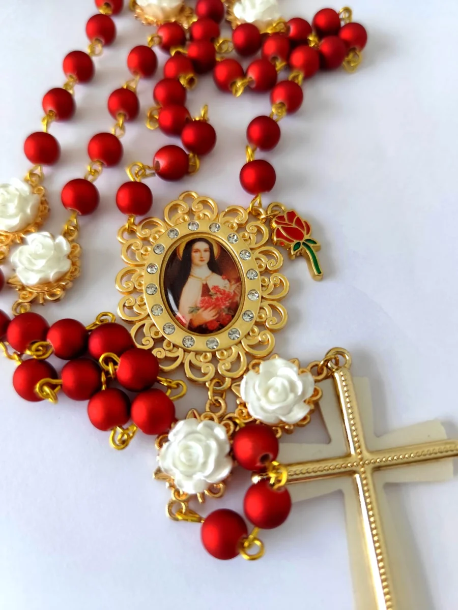 Terço Santa Teresinha do Menino Jesus com Rosas 3D - Imagem 3