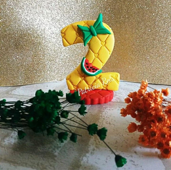 Vela em Biscuit Tema Magali - Imagem 2