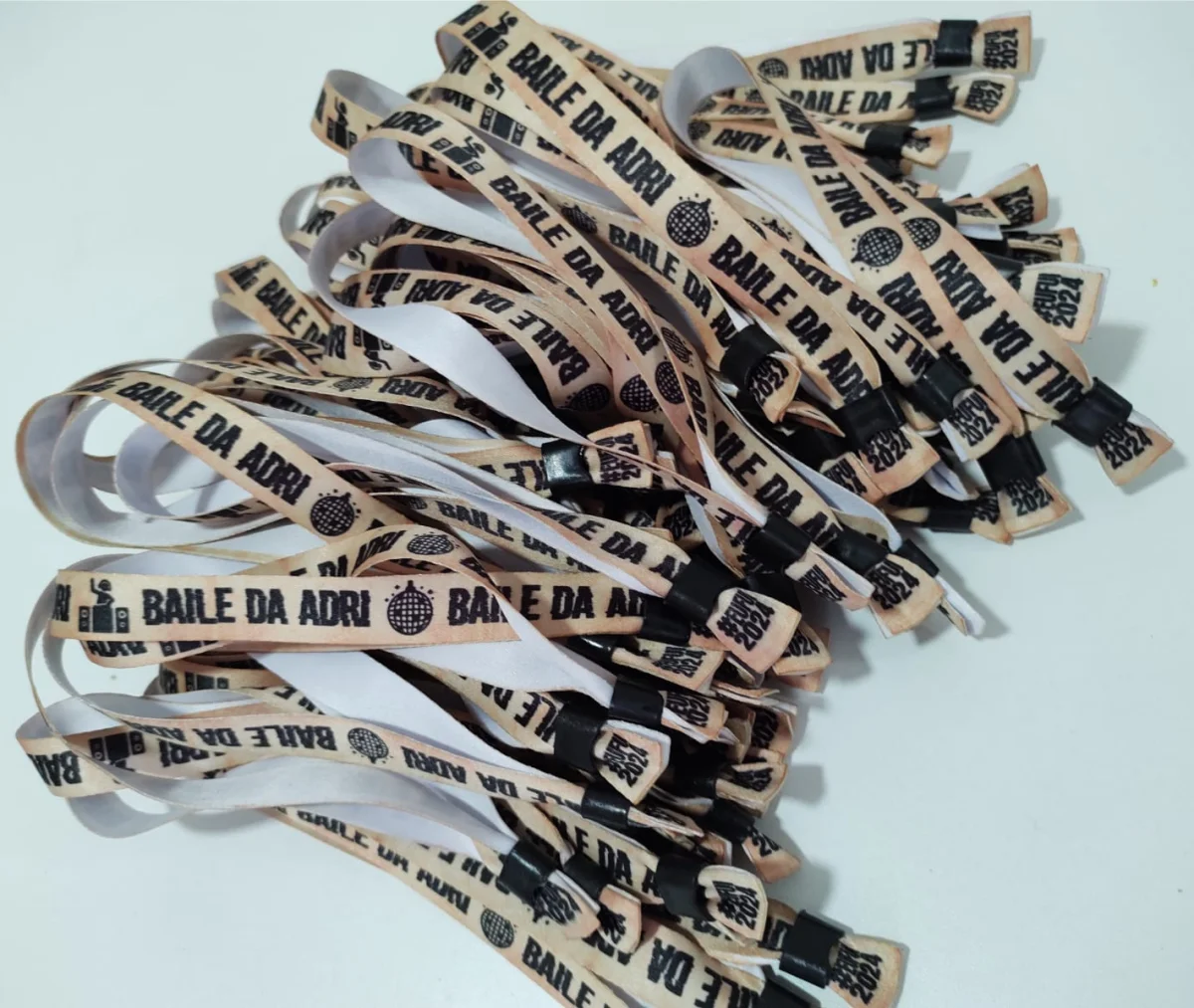 Pulseiras Personalizadas de Tecido 40 unds - Imagem 2