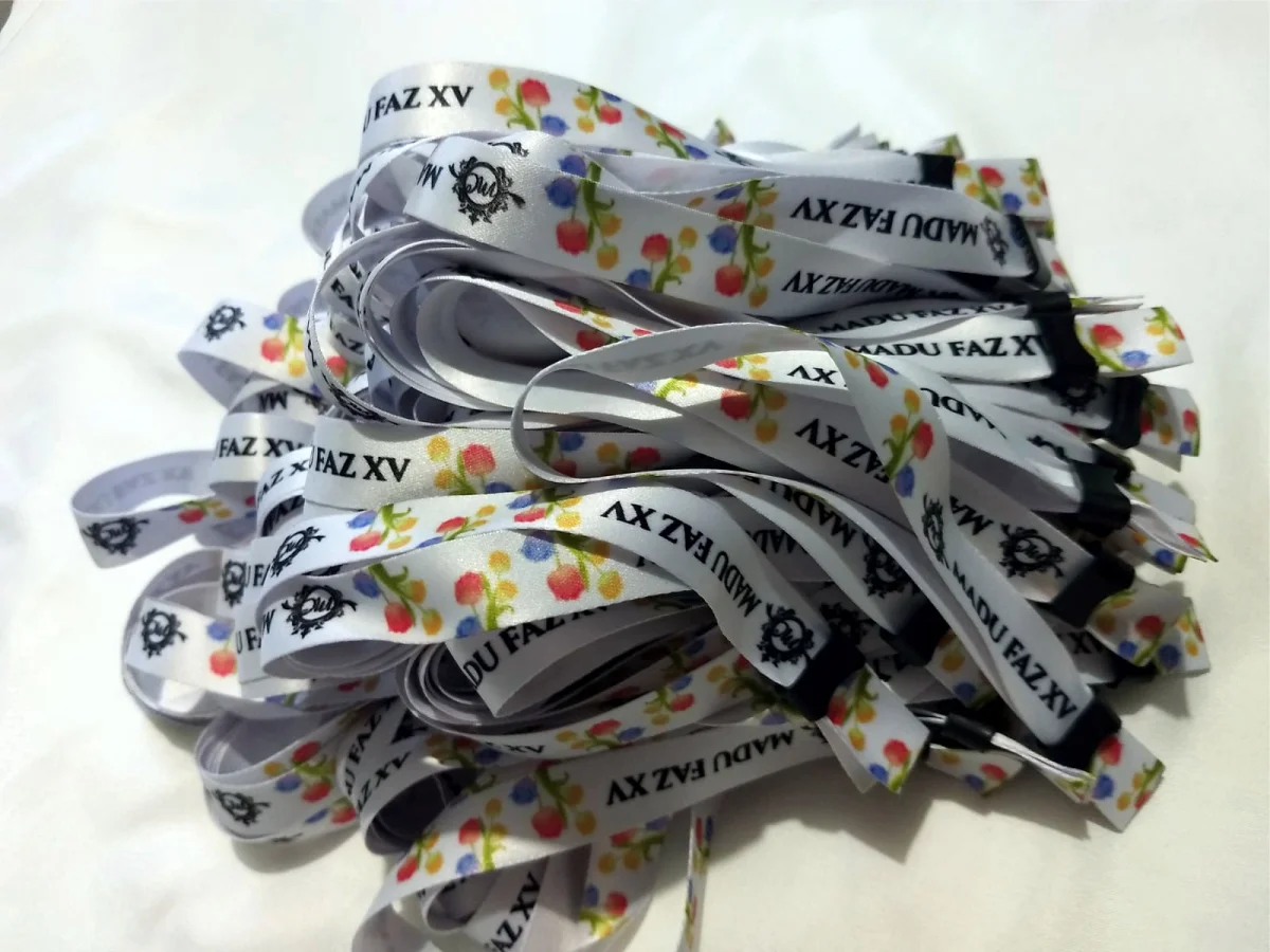 Pulseiras Personalizadas de Tecido 50 unds - Imagem 1