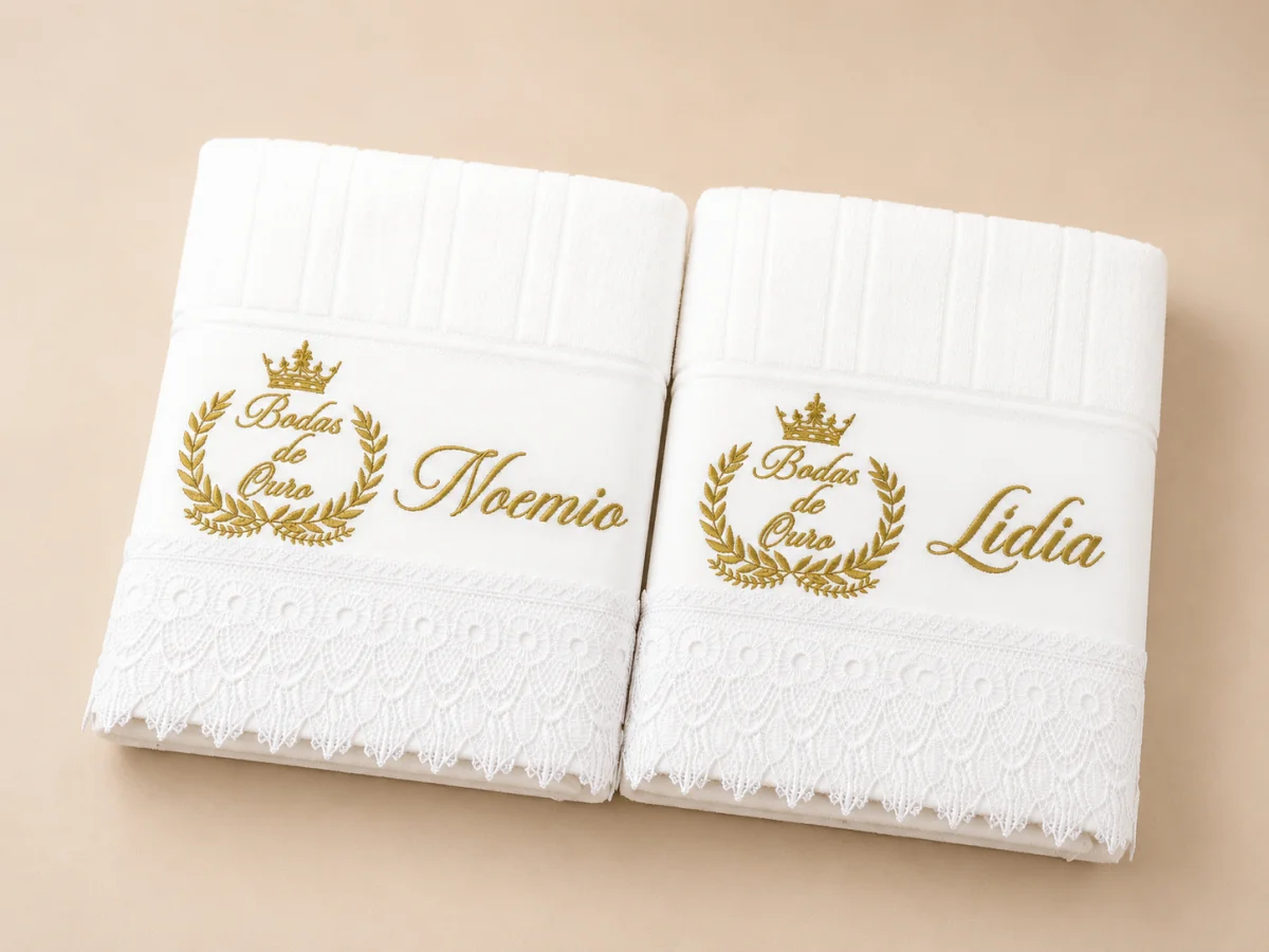 Jogo de Toalhas de Banho para Casal Personalizado – Tema Bodas de Ouro - Imagem 3