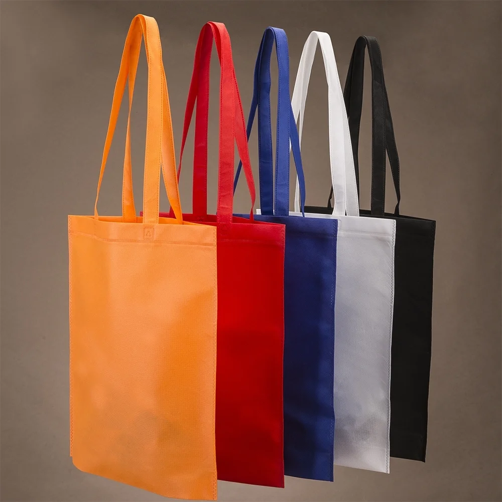 SACOLAS EM TNT PERSONALIZADAS PARA BRINDES E LEMBRANCINHAS - Imagem 1