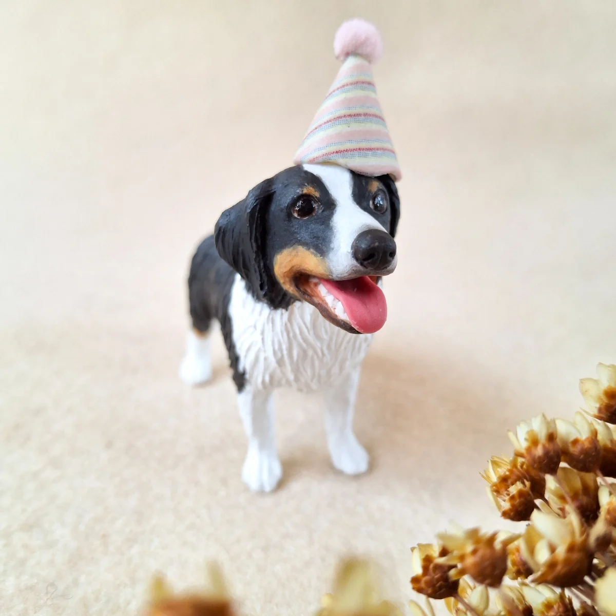 Topo de Bolo Pet Personalizado com Miniatura do Seu Cachorro - Imagem 1