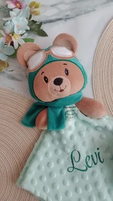Naninha Personalizada Ursinho Aviador Nome Bordado Manta de Apego para Bebê com Bichinho de Pelúcia