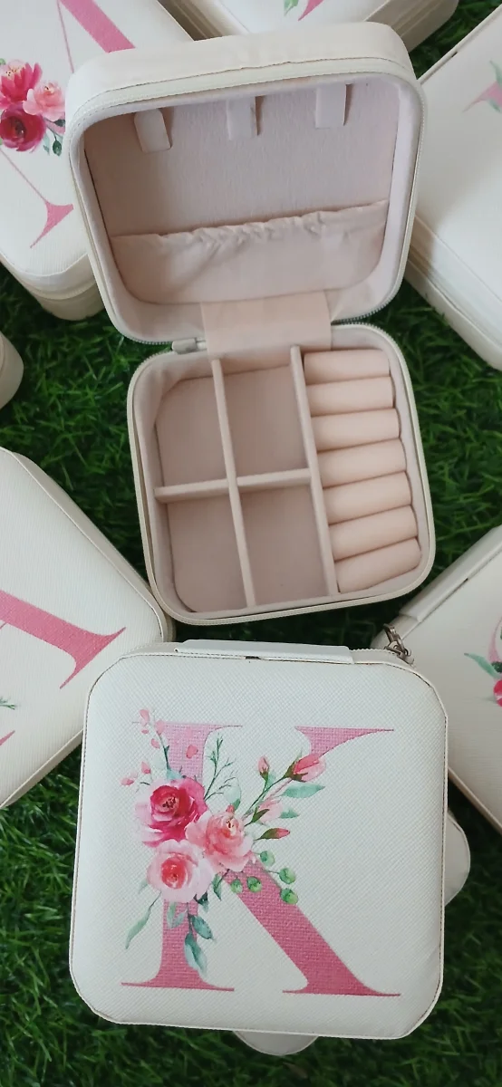Porta Joias Personalizado Inicial do Nome | Organizador de Joias Feminino | Presente Delicado - Imagem 7