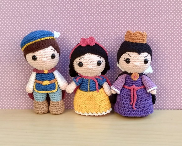 Trio Branca de Neve, Príncipe Fernando e Rainha Má Amigurumi