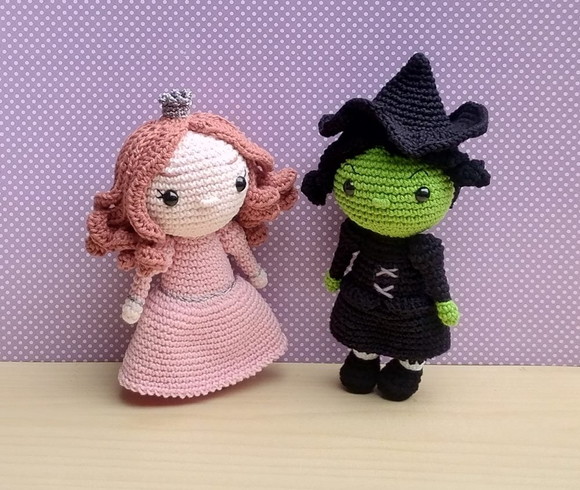 Bruxa Má do Oeste Amigurumi - Imagem 5