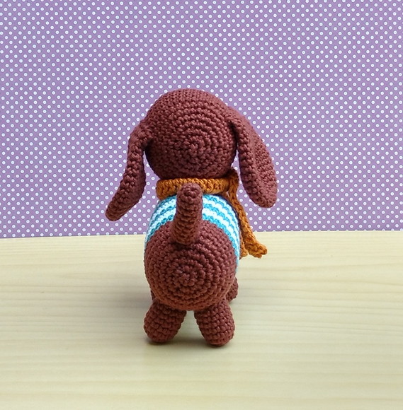 Cachorro Salsicha Pierre Amigurumi - Imagem 2
