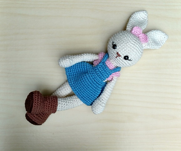 Coelha Milly Amigurumi - Imagem 3