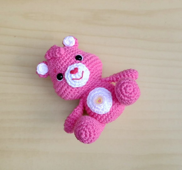 Ursinha Coraçãozinho Amigurumi - Imagem 3