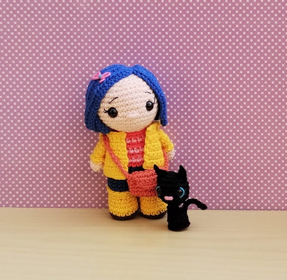 Kit Coraline e o Gato Preto Amigurumis