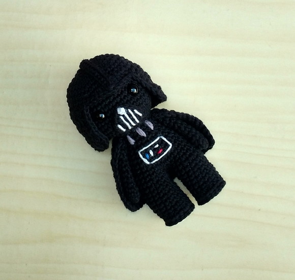 Darth Vader Amigurumi - Imagem 3