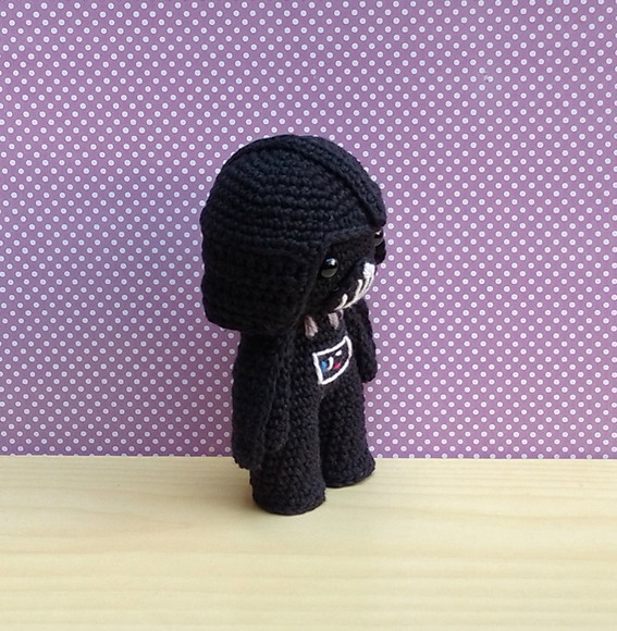 Darth Vader Amigurumi - Imagem 2
