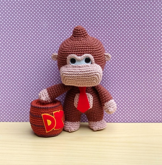 Donkey Kong Amigurumi + Barril