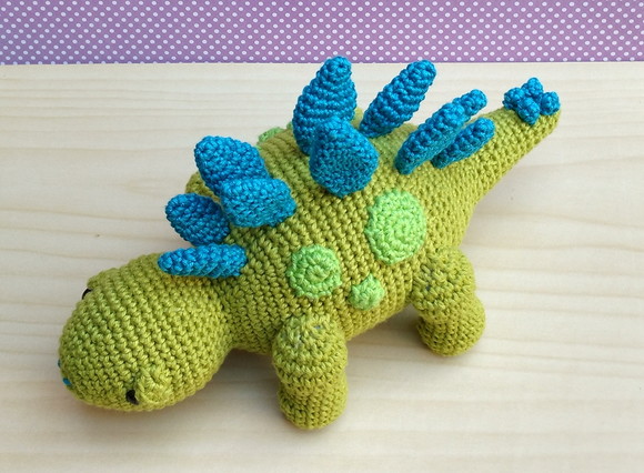 Dinossauro Estegossauro Toby Amigurumi - Imagem 4