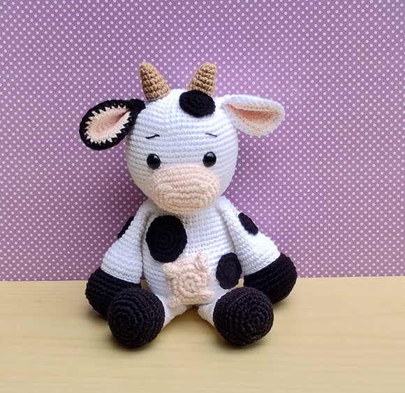 Fazendinha Vaca Milu Amigurumi