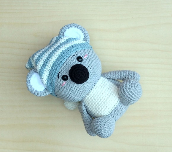 Koala (coala) Kiko com Touquinha Amigurumi - Imagem 4