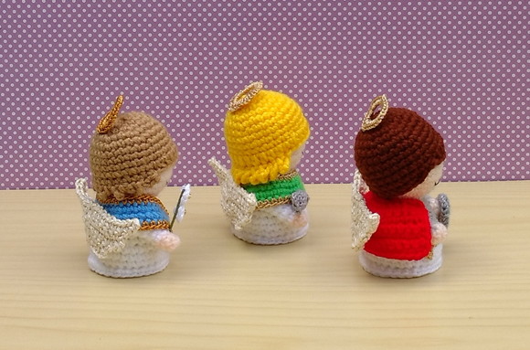 Mini Arcanjos ( São Gabriel São Rafael São Miguel) Amigurumi - Imagem 2