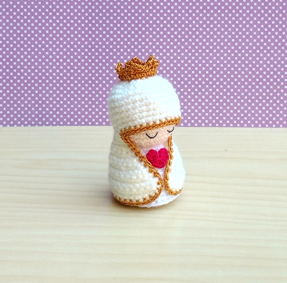 Mini Nossa Senhora de Fátima Amigurumi