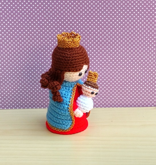 Nossa Senhora Auxiliadora Amigurumi - Imagem 2