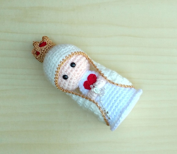 Nossa Senhora de Fátima Amigurumi - Imagem 4