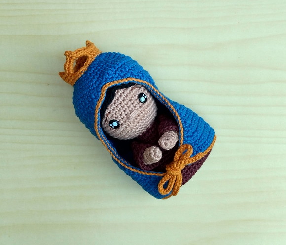 Nossa Senhorinha Aparecida Baby Amigurumi - Imagem 2
