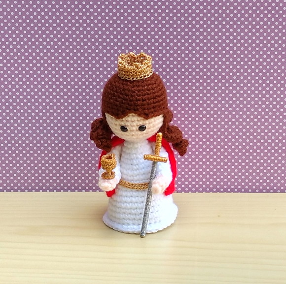 Santa Bárbara Amigurumi - Imagem 2
