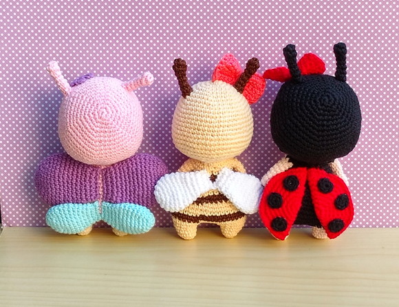 Trio Jardim Encantado Borboleta, Abelha e Joaninha Amigurumi - Imagem 2