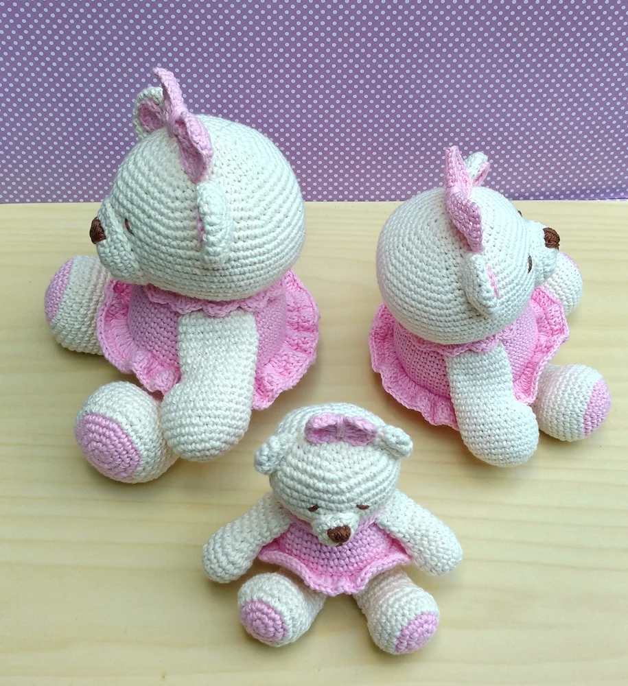Trio Ursinhas Charlote Olhos Bordados Amigurumi - Imagem 4