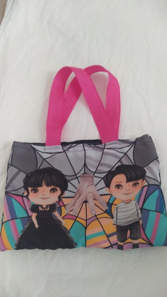 Bolsa Ecobag Wandinha ! - Imagem 3