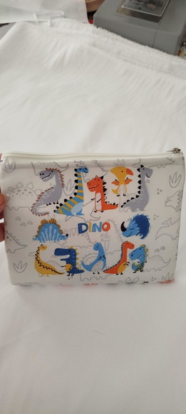 Necessaire Dinossauro