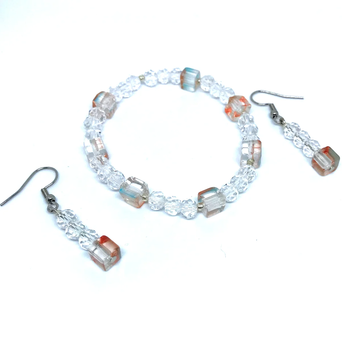 Conjunto Exclusivo de Pulseira e Brincos com Cristais Dadinho e Facetado Brilhe em todos os momento - Imagem 3