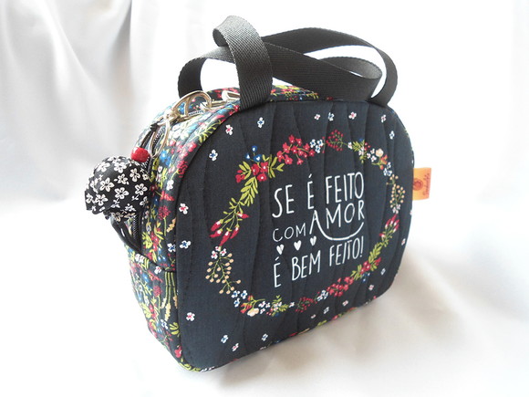 91. Bolsa de Mão em Tecido com Frase - Imagem 5