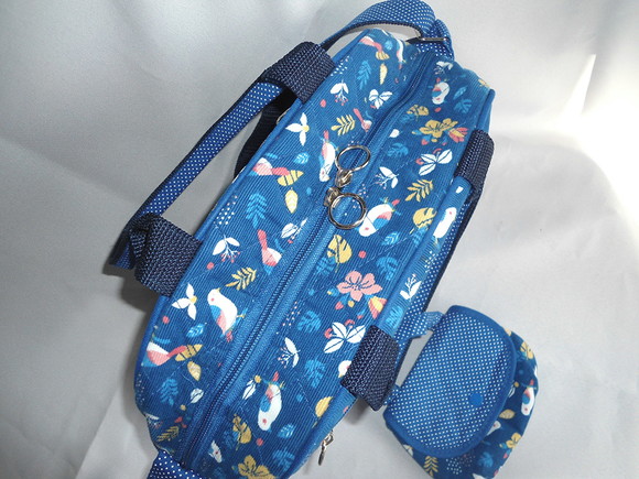45. Bolsa tiracolo em tecido tipo veludinho - Imagem 5