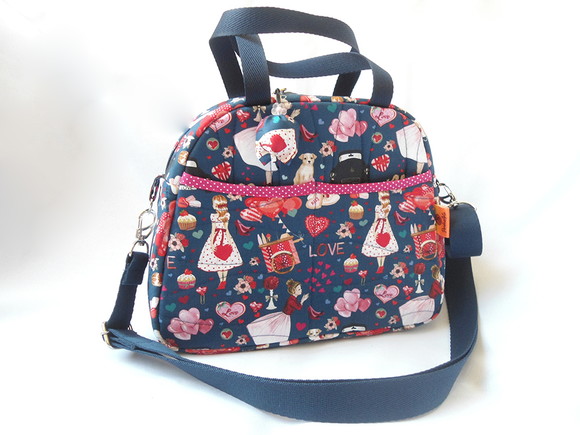 16. Bolsa tiracolo em tecido