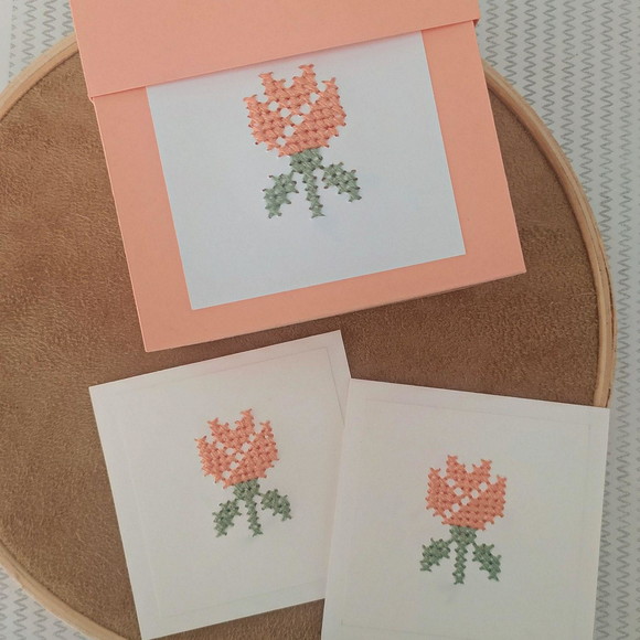 Cartões Bordados Tulipa