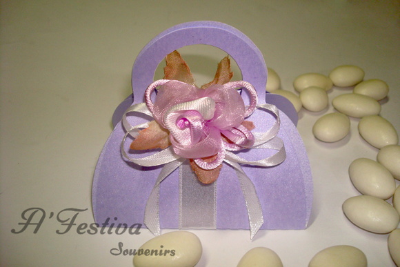 Bolsinha com Amêndoas