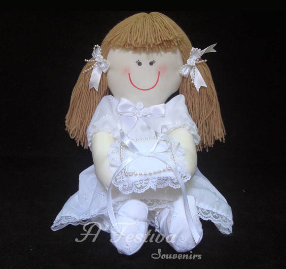 Boneca Porta Alianças Branca