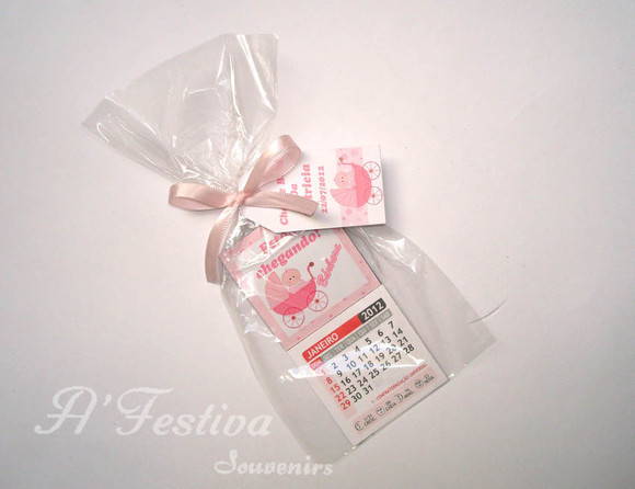 Calendário Menina Carrinho Rosa