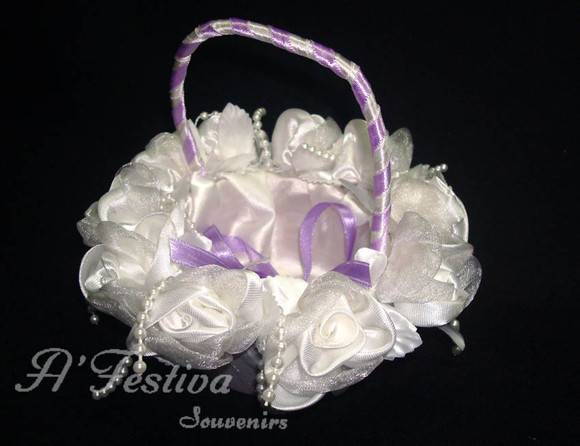 Cesta Porta Alianças Flor Pequena
