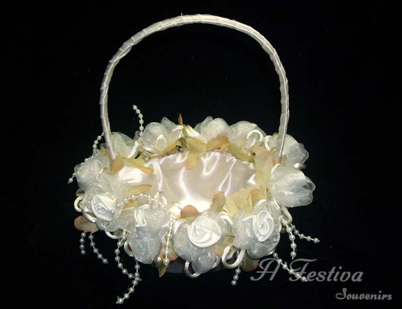 Cestinha Porta Alianças Flor Branca Menor