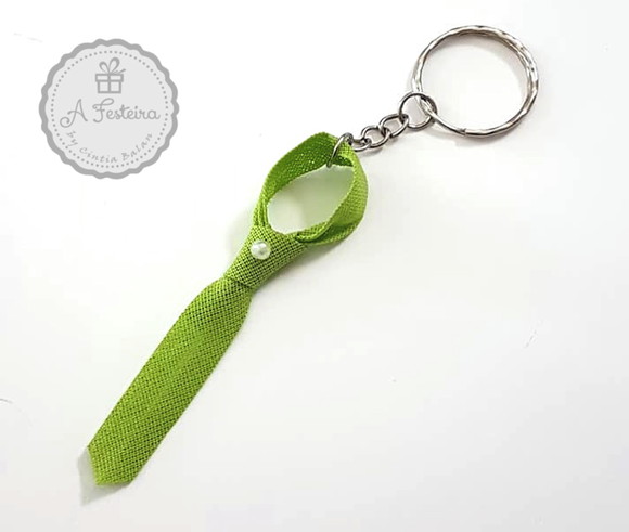 Mini Gravata Chaveiro com Pérola